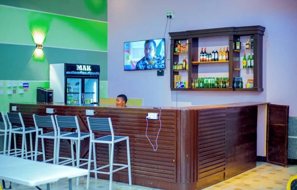 Restaurant Picture